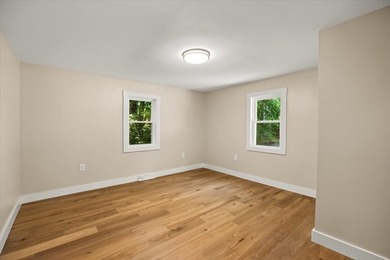 Fully renovated and move-in ready, this charming 2-bedroom home - photo 20