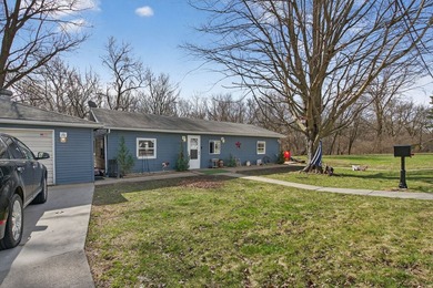 Welcome to this Cute and Quaint updated 3 bedroom ranch style - photo 21