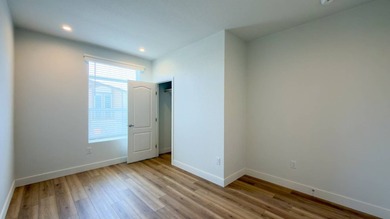 Welcome to this brand-new 2026 Cavco Coronado located in Sea - photo 22