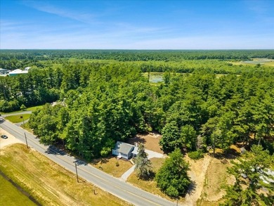 Fully renovated and move-in ready, this charming 2-bedroom home - photo 27
