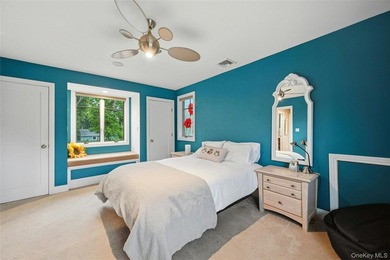 New To Market! Beautifully appointed and architecturally - photo 28