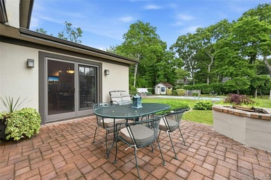 New To Market! Beautifully appointed and architecturally - photo 31