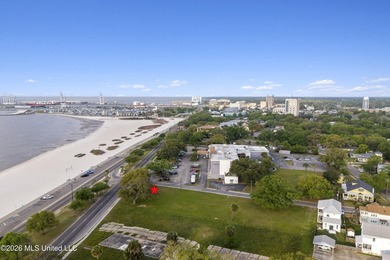 3 Vacant Lots to be sold together. Equals Approximately 1 acre - photo 3