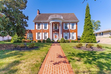 Ohio River Home For Sale in Henderson Kentucky