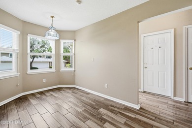 Lovely, move in ready townhome located just off of Monument Road - photo 6