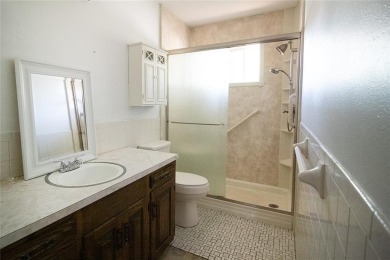 ****UPDATE: REMODELED BATHROOM AND PAINT THROUGHOUT!****