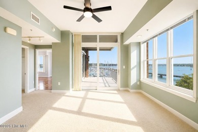 Feel like you're on top of the world in this spectacular custom - photo 20