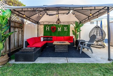 Boasting a rare, extra-large yard with a great grass area, this - photo 6