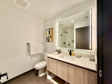 Beautiful and captivating studio on the 39th Floor at The Elser - photo 6