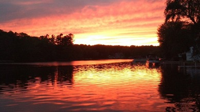 OFFER DEADLINE MONDAY 5PM. WATERFRONT RETREAT ON STILES - photo 3