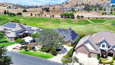 Tucked away in the picturesque foothills of Friant, just minutes - photo 5