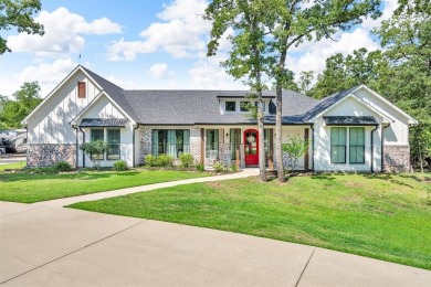 (private lake, pond, creek) Home For Sale in Quinlan Texas