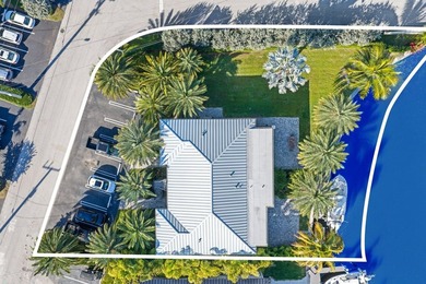 Exceptional opportunity to own a beautifully updated waterfront - photo 11