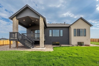 New construction ranch in Windsor's Greenspire at Windsor Lake - photo 18