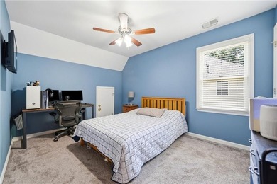 You'll love this charming 4-bedroom, 3.5-bath home in the highly - photo 32