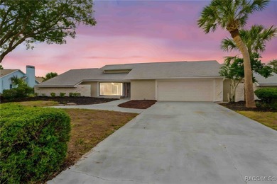Lake Home For Sale in Spring Hill, Florida