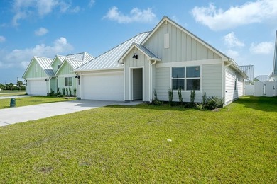 Coastal charm meets modern comfort in The Islands of Rockport! - photo 5