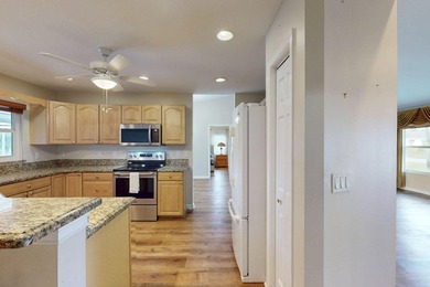 Beautiful CBS pool home on a .46-acre DOUBLE LOT with no HOA - photo 16