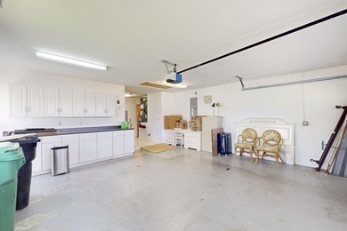 Beautiful CBS pool home on a .46-acre DOUBLE LOT with no HOA - photo 48