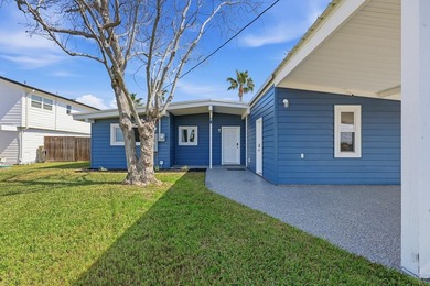 Salt Lake Home For Sale in Rockport Texas