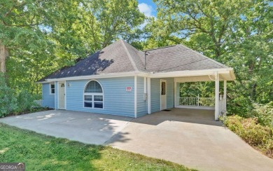 Welcome to this gorgeous estate home of 18.82 acres. Nestled at - photo 12