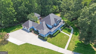 Welcome to this gorgeous estate home of 18.82 acres. Nestled at - photo 14