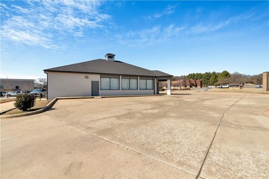 Renovated and ideally located in a prime Fayetteville area, this - photo 16