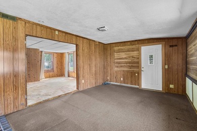 Bring your vision to this charming lakefront home on beautiful - photo 20
