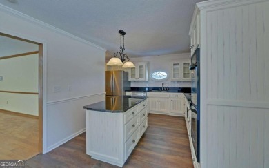 Welcome to this gorgeous estate home of 18.82 acres. Nestled at - photo 26