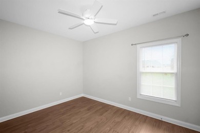 Welcome to Woodland Ridge! Built in 2022, this thoughtfully - photo 27