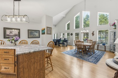 Impeccably built and immaculately maintained, this three bedroom - photo 30