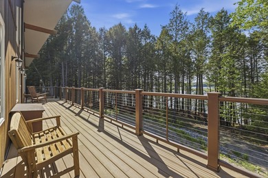 Impeccably built and immaculately maintained, this three bedroom - photo 34