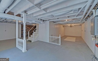 Welcome to this gorgeous estate home of 18.82 acres. Nestled at - photo 59
