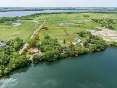 Center Lake Home Active Under Contract in Spirit Lake Iowa