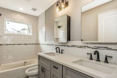 To be built Beautiful New Construction Colonial style home in - photo 18