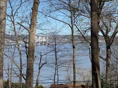 (private lake, pond, creek) Lot For Sale in Nyack New York