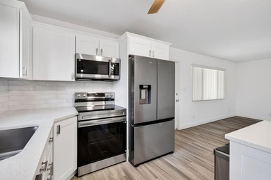 Welcome to easy living in the highly sought-after 55+ community - photo 8