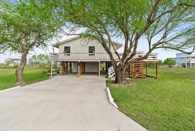 Welcome to 341-342 W. Misty Oak Lane, a stunning coastal escape - photo 1