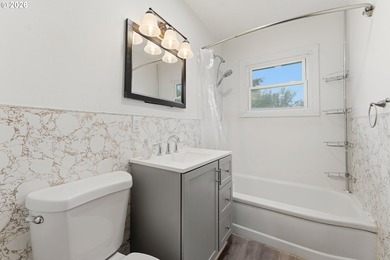 Charming home offering 2 bedrooms, 1 bathroom, and 1,536 square - photo 14