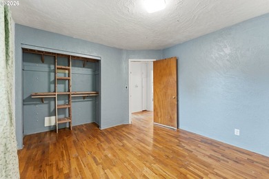 Charming home offering 2 bedrooms, 1 bathroom, and 1,536 square - photo 15