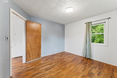 Charming home offering 2 bedrooms, 1 bathroom, and 1,536 square - photo 16