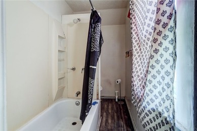 Great investment opportunity for shrewd investors or possible - photo 21