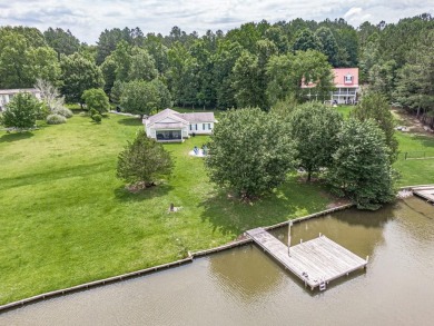 Lake Home For Sale in Eatonton, Georgia