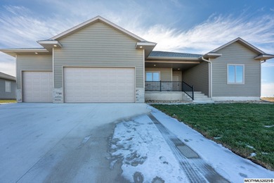 Clear Lake Home For Sale in Clear Lake Iowa