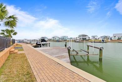 Welcome to your coastal retreat in the prestigious gated - photo 5