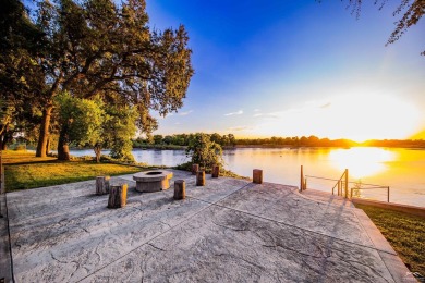 Lake Home ActiveUnderContr in Los Molinos, California