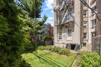 GREAT INVESTMENT OPPORTUNITY IN THE HEART OF GREENPOINT NY! THIS - photo 16