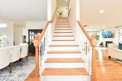 Introducing a meticulously renovated and fully remodeled luxury - photo 7