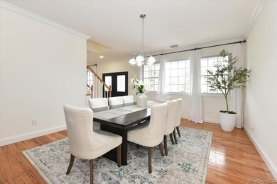 Introducing a meticulously renovated and fully remodeled luxury - photo 10
