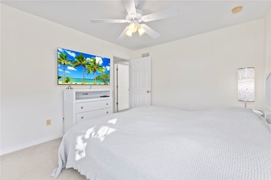 Experience the ultimate retreat in this stunning first-floor - photo 20